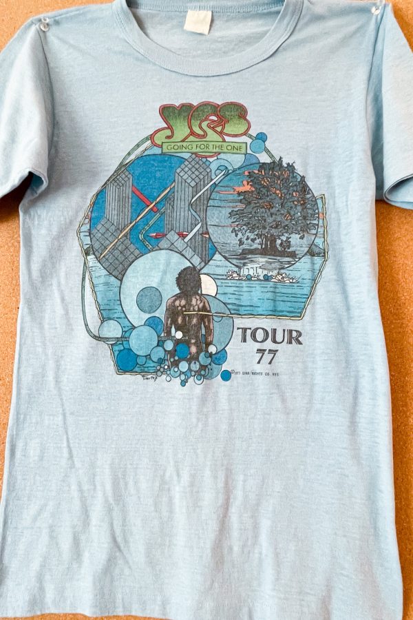 Vintage 1977 YES Going For The One Tour Tee Shirt M Hot on Sale